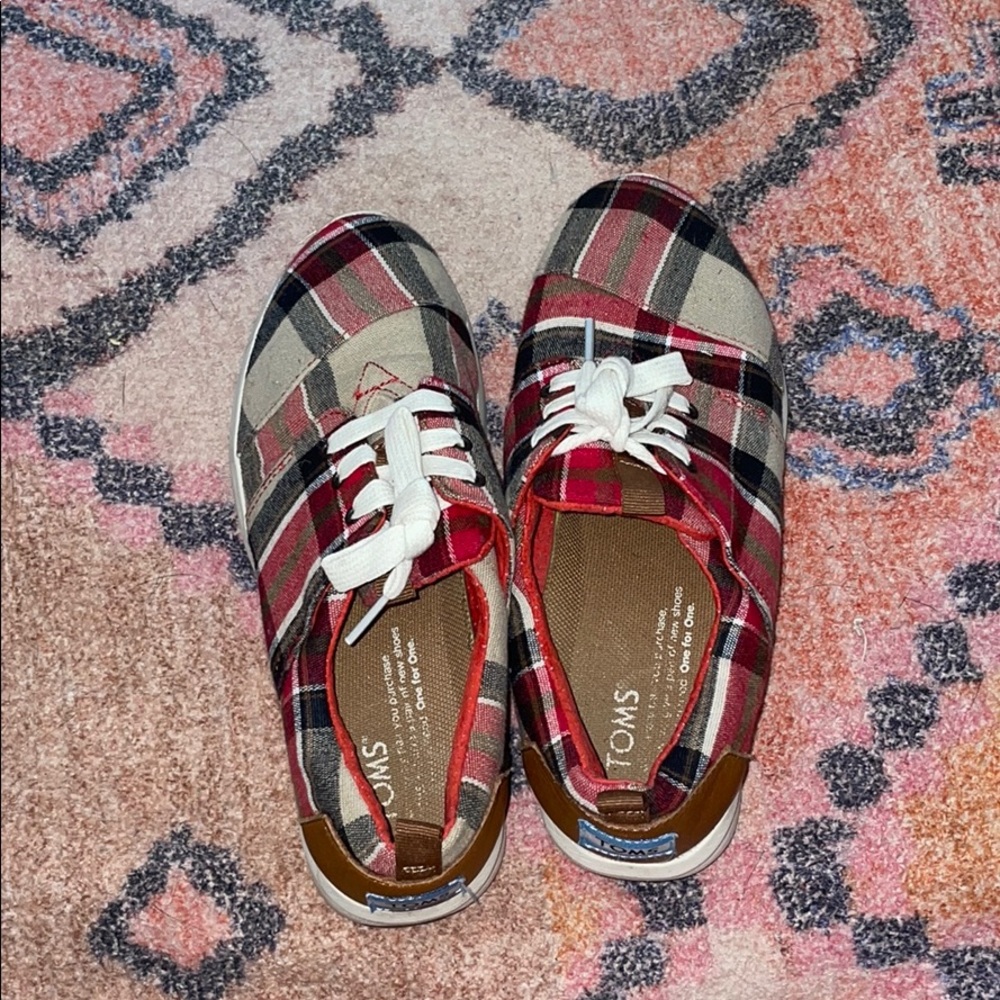 Toms slip on sneakers